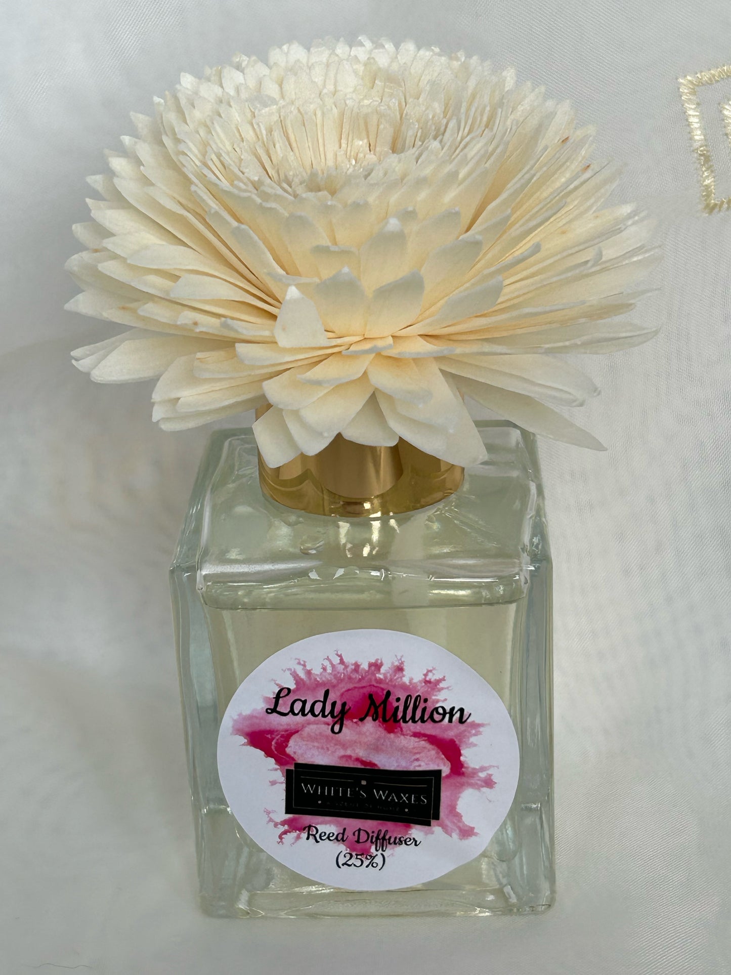 100ml Lady Million Reed Diffuser - With Flower