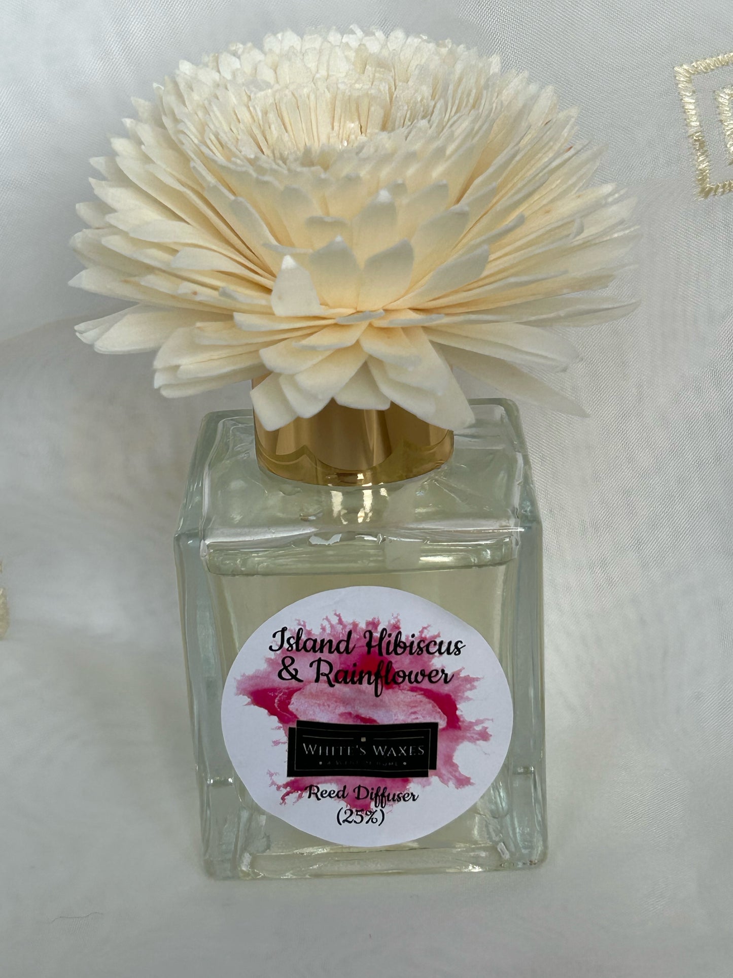 100ml Island Hibiscus & Rainflower Reed Diffuser - With Flower