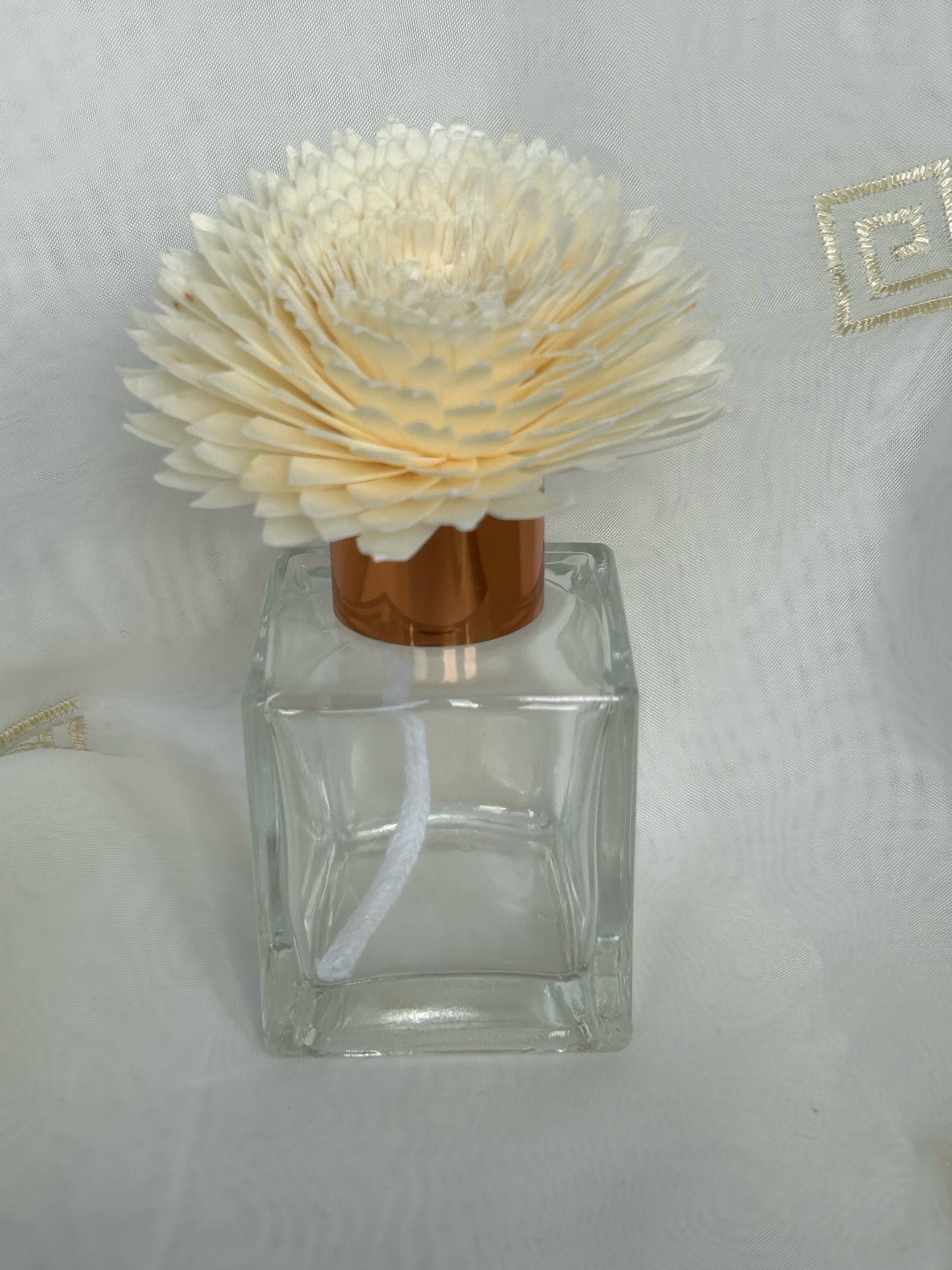 100ml Egyptian Amber Reed Diffuser - With Flower