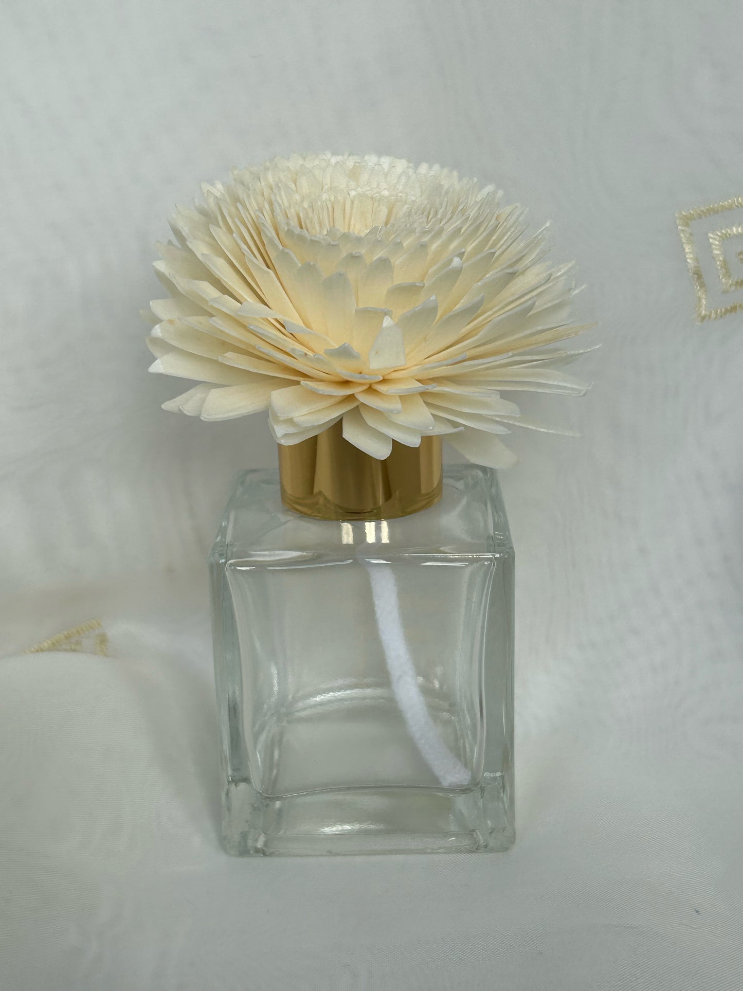 100ml Egyptian Amber Reed Diffuser - With Flower